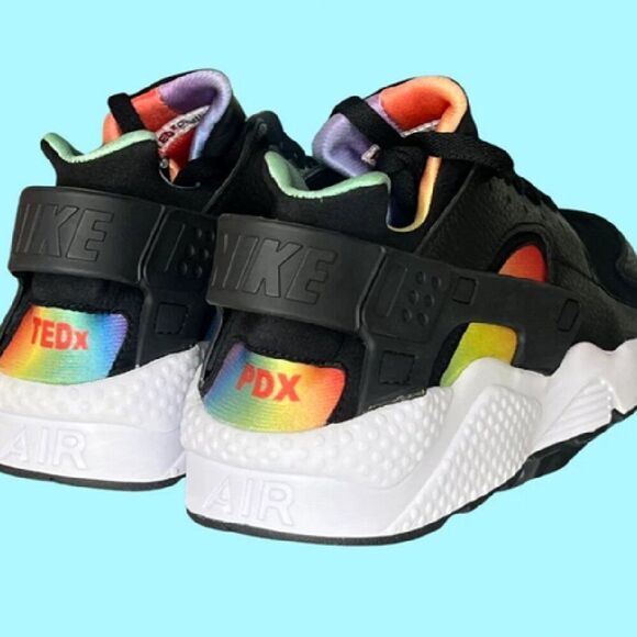 RARE LTD ED NIKE TedX PDX Promo Rainbow 🌈 PRIDE Mens 8  US Womens 9.5 US unisex - Picture 3 of 16